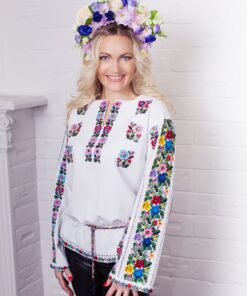 Вишиванка "Дівчина-весна"