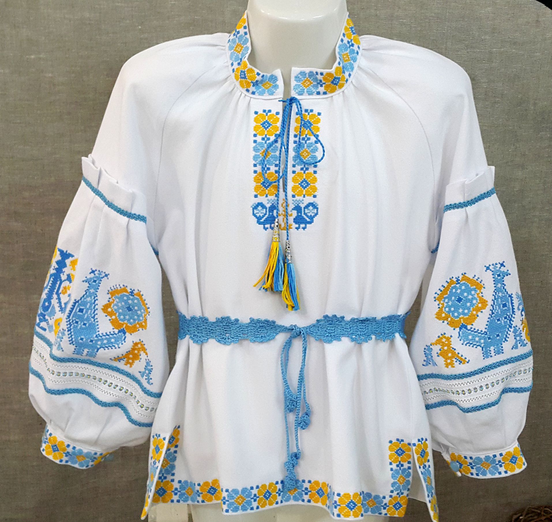 Вишиванка для дівчинки "Аліна"